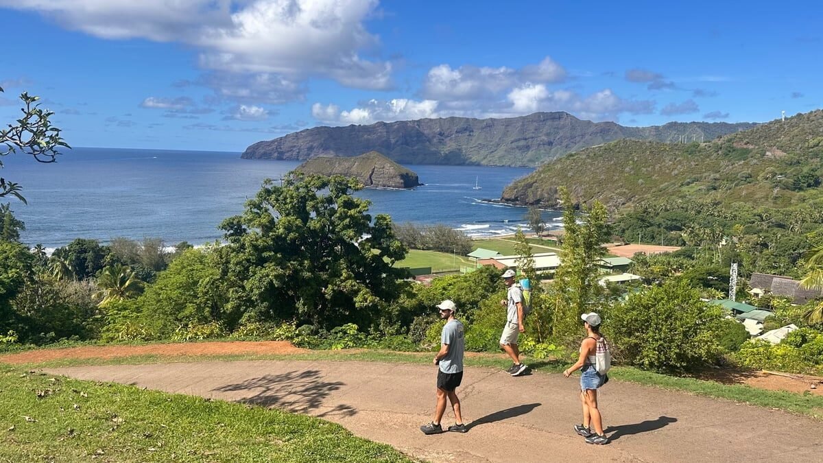 Vue sur une baie des Marquises